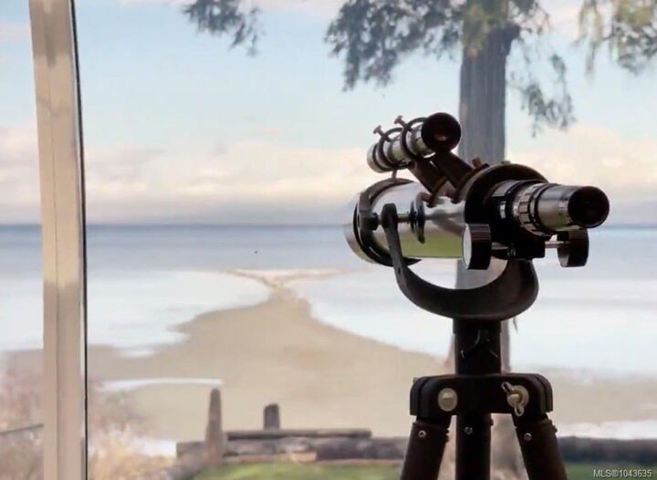Property Photo: 1552 Terrien Rd BC V9P 9C3