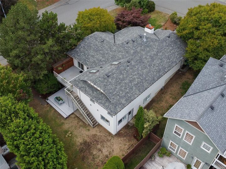 Property Photo: 4796 Vista View Cres BC V9V 1R2