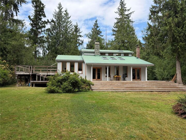 380 Parker Rd — photo 1