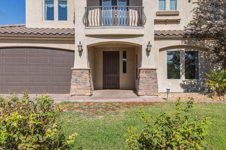 Property Photo: 649 S Haley Dr UT 84780