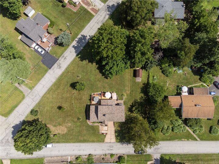 Property Photo: 1806 Miller Ave PA 15146