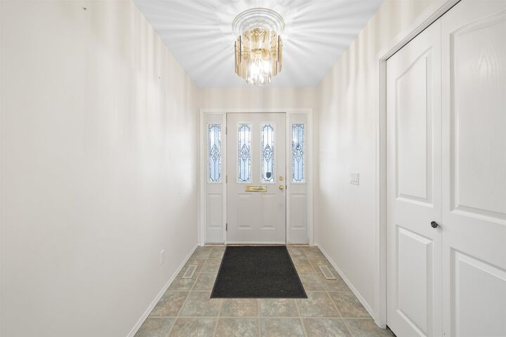 Property Photo: 6073 44A Avenue BC V4K 4C8