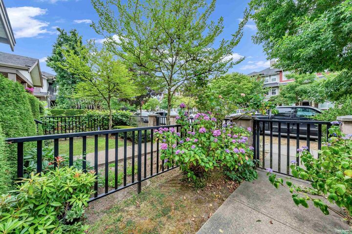 Property Photo: 15933 86A Avenue 11 BC V4N 5W2