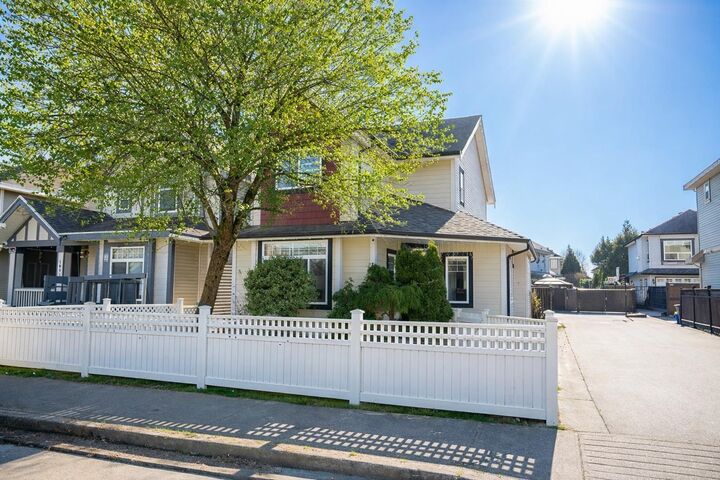 Property Photo: 19914 73A Avenue BC V2Y 3J3