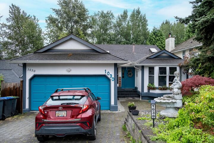 Property Photo: 1030 Yarmouth Street BC V3C 5H4