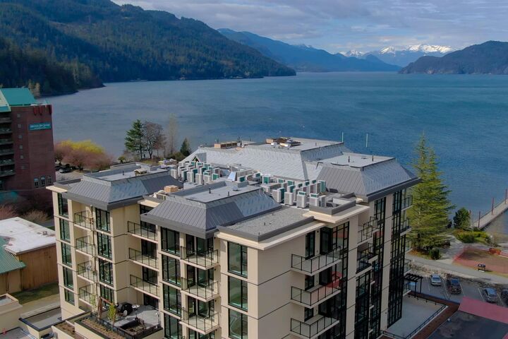 Property Photo: 120 Esplanade Avenue 309 BC V0M 1K0
