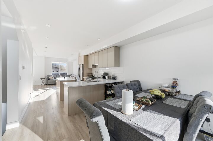 Property Photo: 11556 72A Avenue 24 BC V4C 1A9