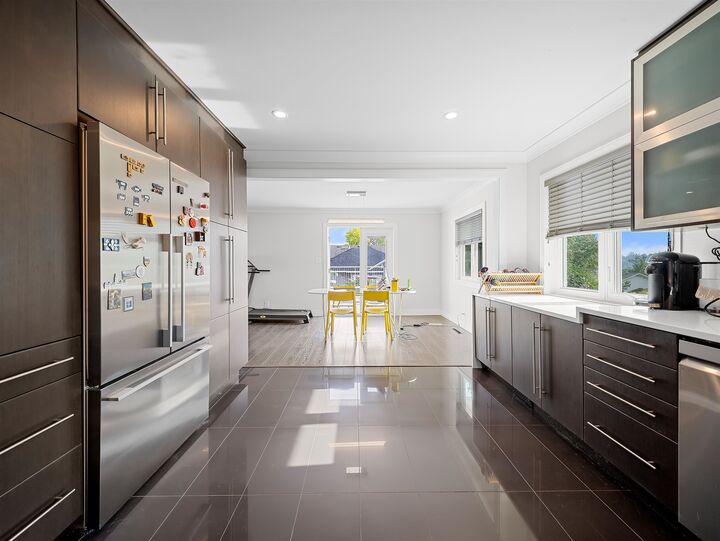 336 Walker Street — photo 1