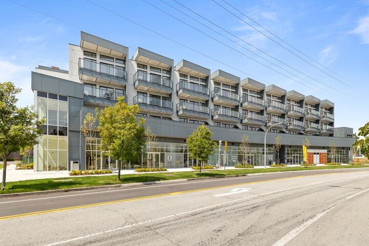 Property Photo: 2233 156 Street 406 BC V4A 4V3