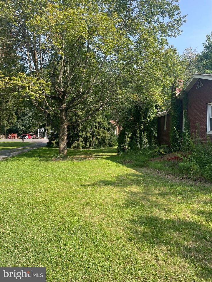 Property Photo:  1147 Braddock Road  MD 21502 