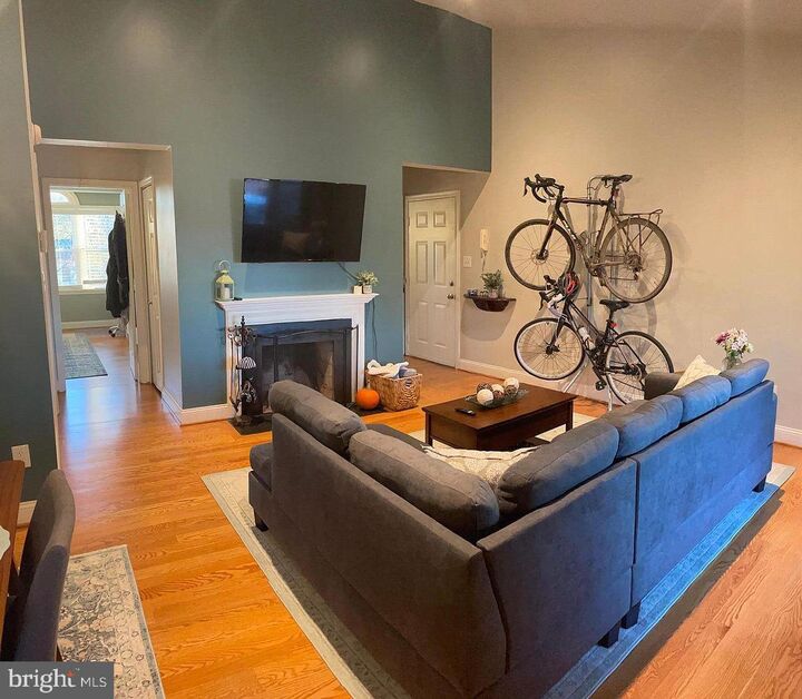 Property Photo: 1513 Oronoco Street VA 22314