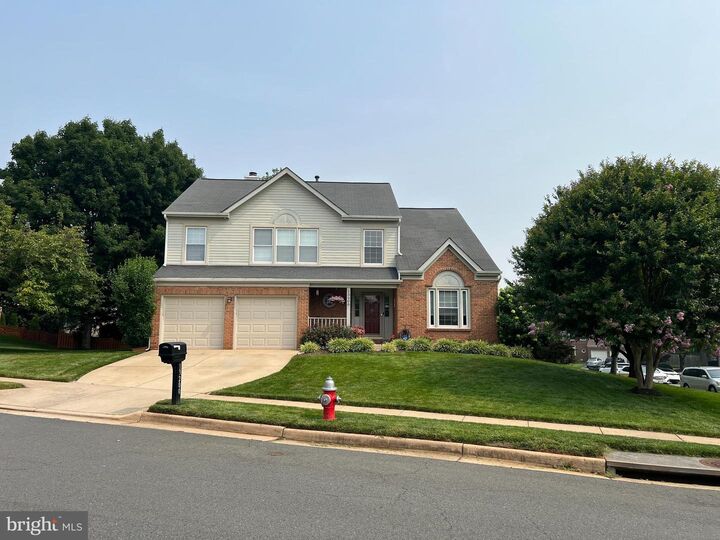 Property Photo: 13200 Hughsmith Way VA 20171