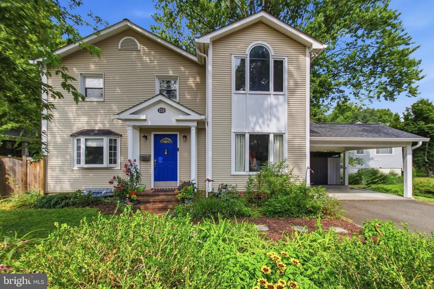 Property Photo: 215 W George Mason Road W VA 22046