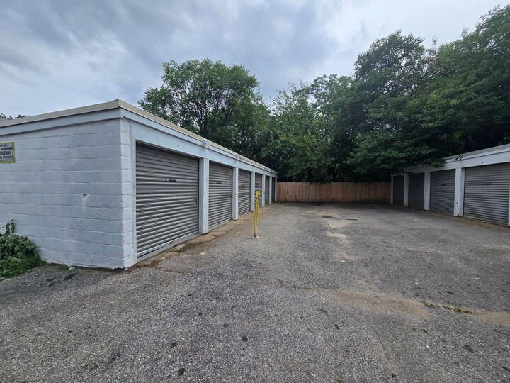 Property Photo:  820 E 22nd Street  DE 19802 