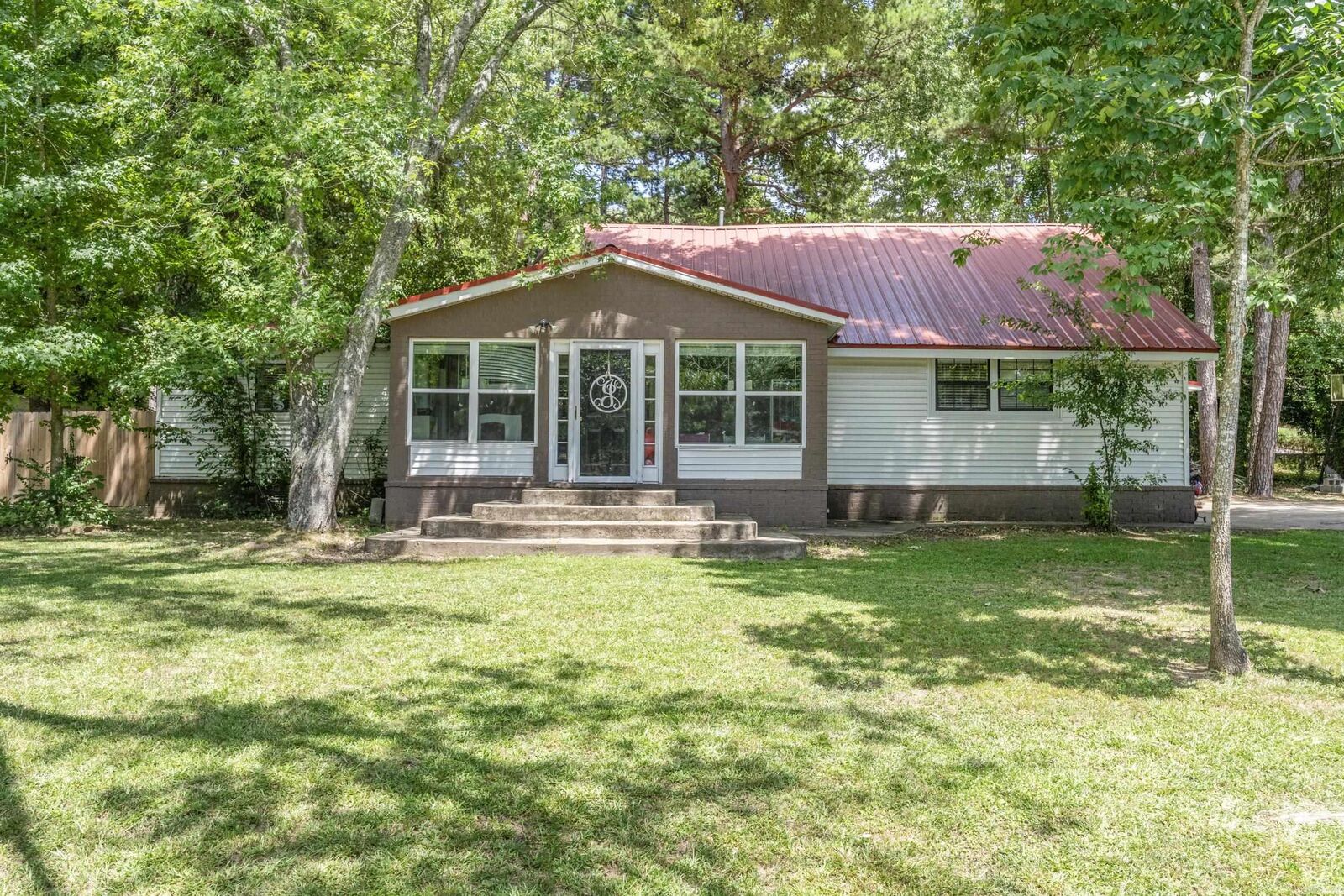 Property Photo:  19 Norwood Dr  AR 72106 