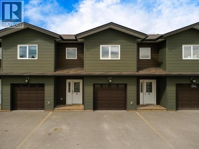 Property Photo: 3-15 Goldeneye Place YT Y1A 0J7