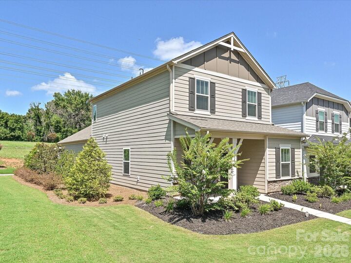 Property Photo: 11202 Broadbent Court NC 28278
