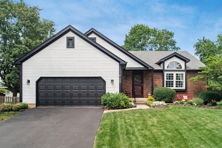 Property Photo:  580 Mulberry S Way  OH 43082 