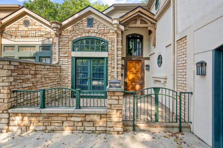 Property Photo: 417 Westland Avenue OH 43209