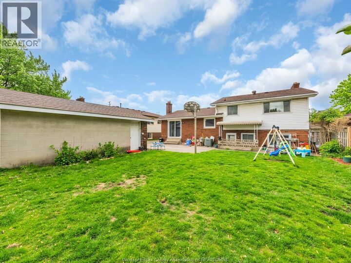 Property Photo:  2976 Buttery Court Lower  ON N9E 3W4 
