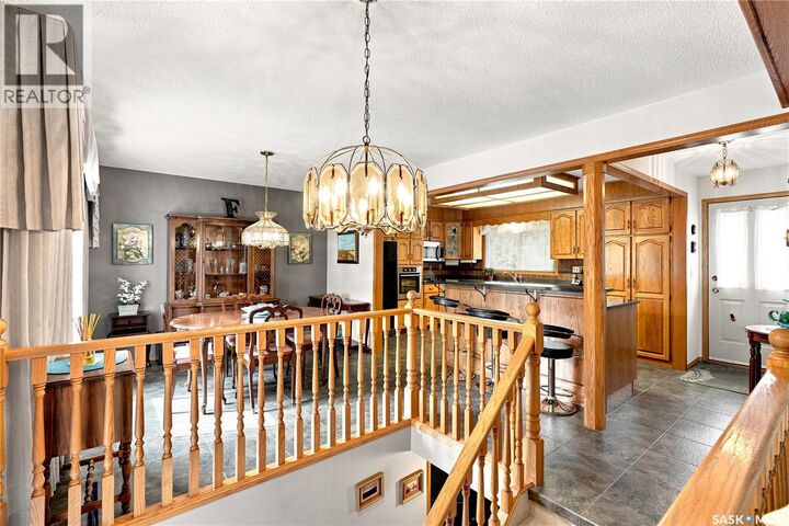 Property Photo: 429 Montreal Avenue S SK S7M 3L2