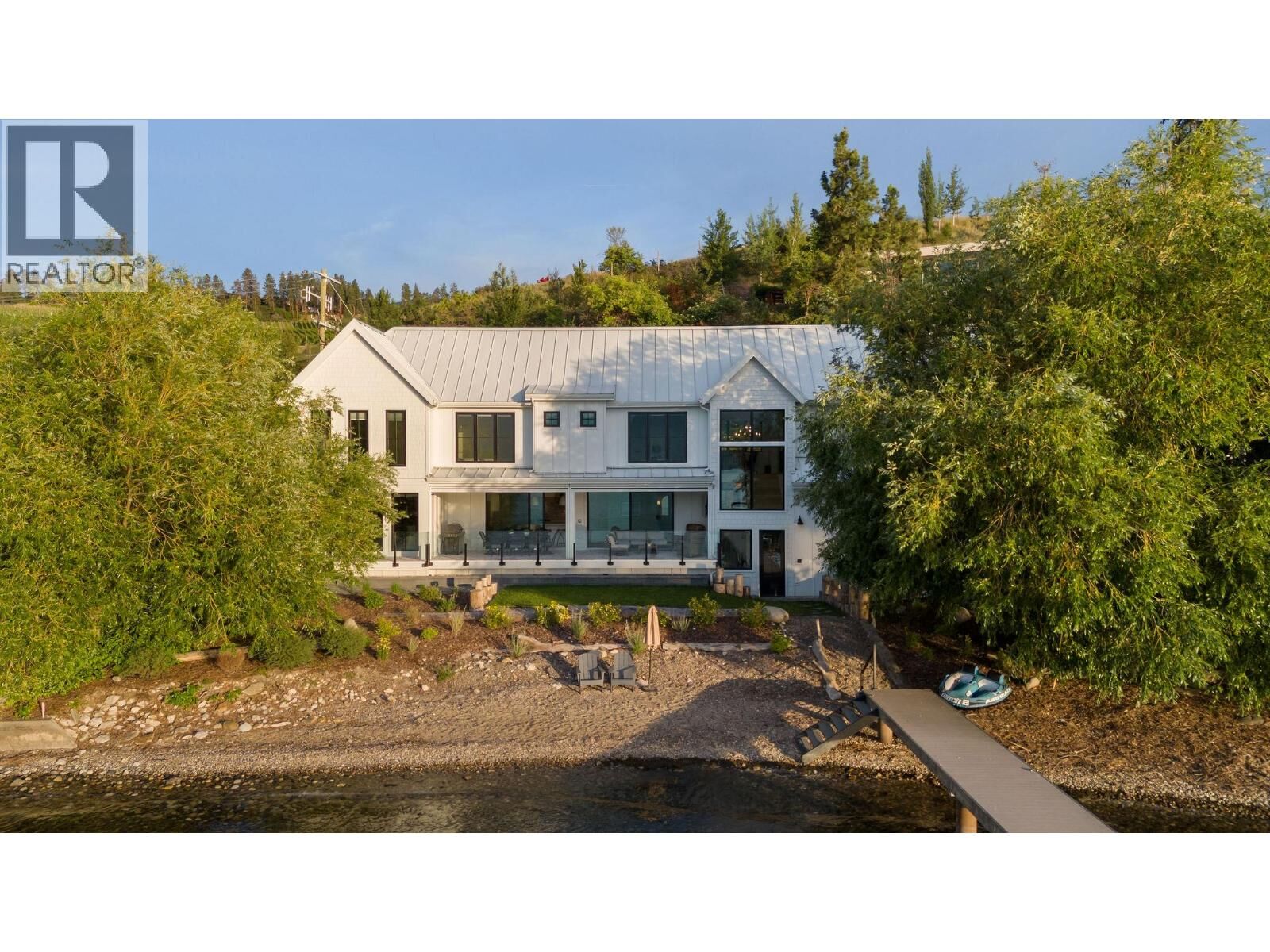 Property Photo: 5268 Lakeshore Road BC V1W 4J3