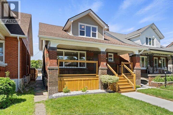 Property Photo: 1439 Benjamin Avenue 2nd Floor ON N8X 4N2