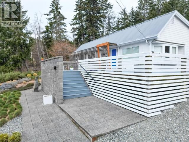 Property Photo: 5667 Gillies Bay Rd Road BC V0N 1W0