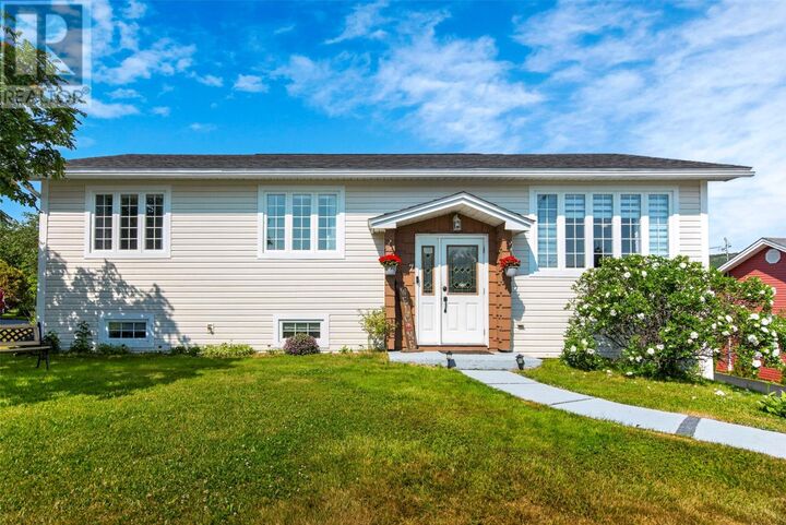 Property Photo: 7 Leslie Street NL A1Y 1A6