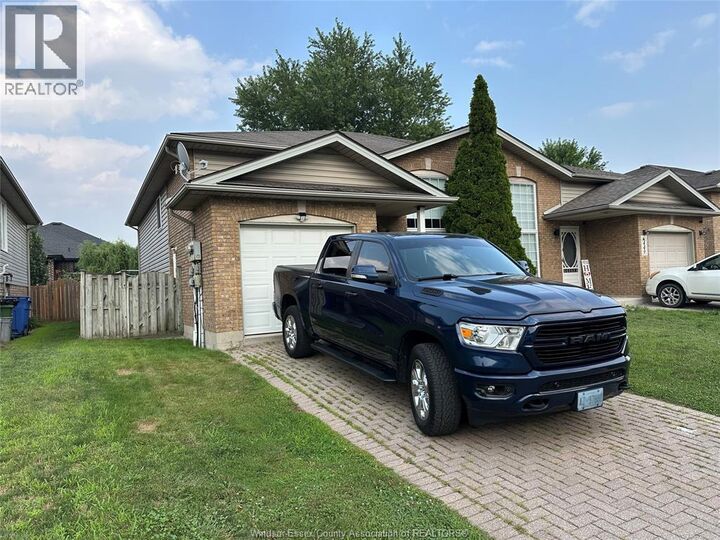 Property Photo: 447 Merrill Avenue ON N9J 3R2
