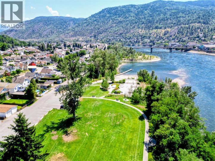 Property Photo:  1188 Columbia Avenue  BC V1R 4L2 