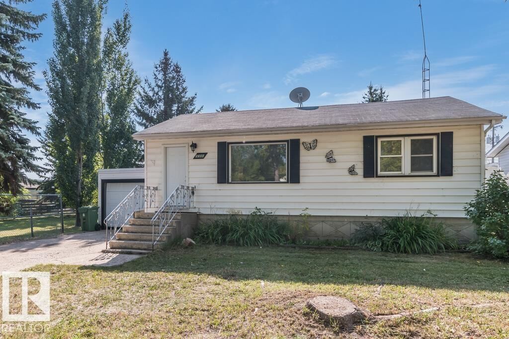 Property Photo:  5306 51 Avenue  AB T9N 2A7 