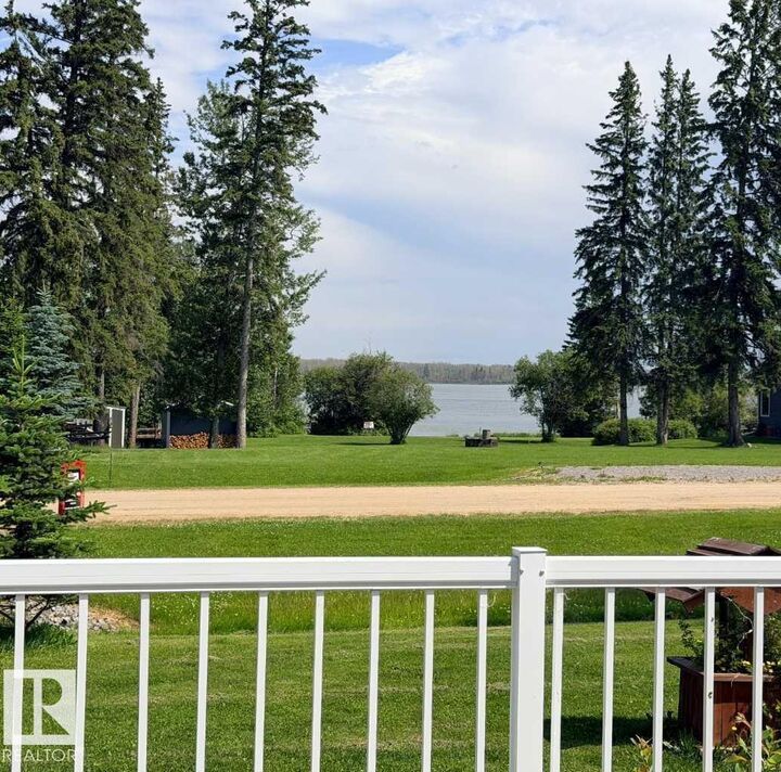 Property Photo: 465015 Rge Road 63 A 272 AB T0C 0C0