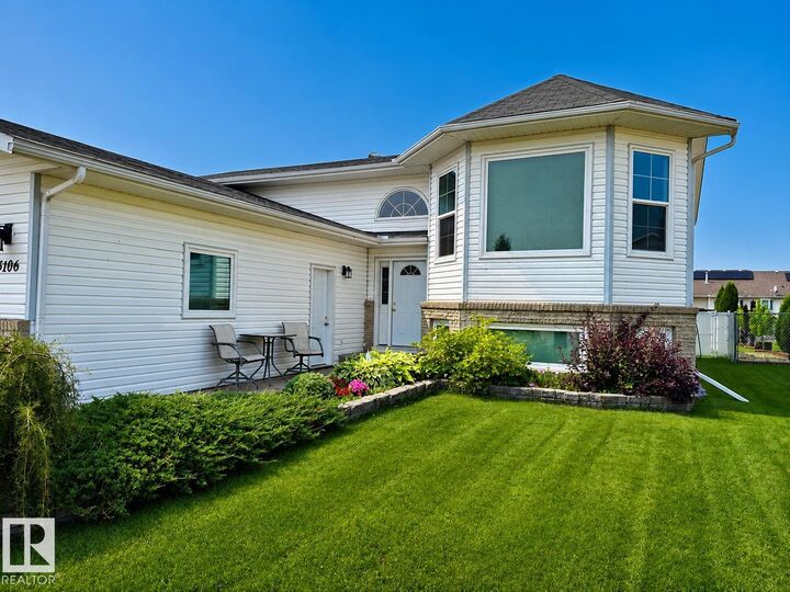 Property Photo:  4106 39A Street  AB T9N 1V5 
