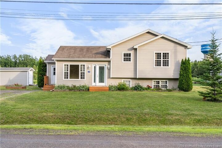 Property Photo: 25 Clement Avenue NB E4V 1E3