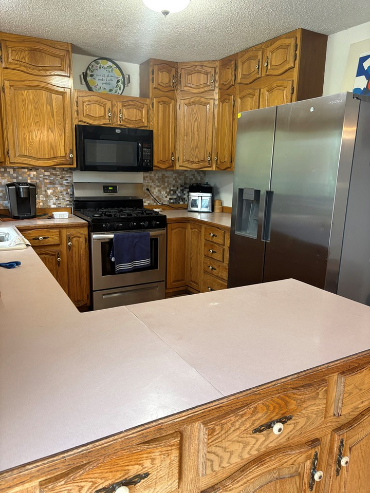 Property Photo:  2381 Oak  IA 50501 