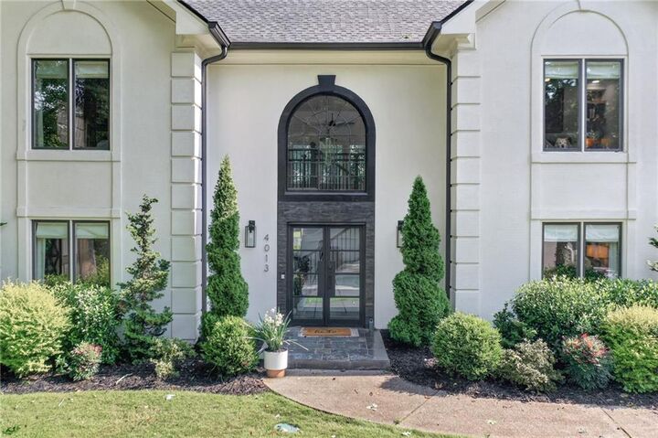 Property Photo: 4013 Almond Court GA 30062