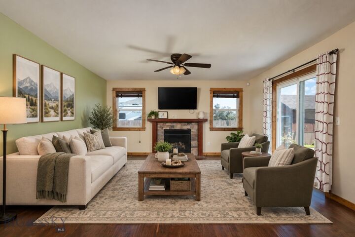 Property Photo:  1706 Drummond  MT 59714 