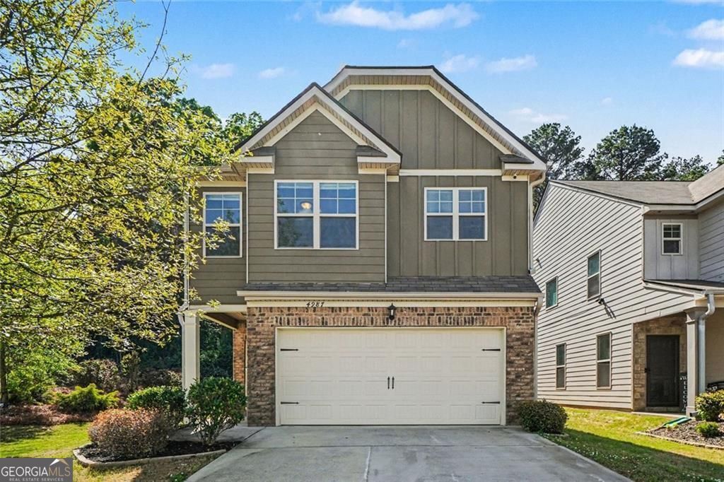Property Photo: 4987 Rapahoe Trail GA 30349