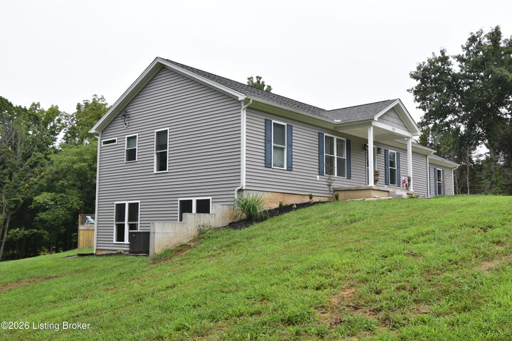Property Photo:  232 Meador Ln  KY 40175 