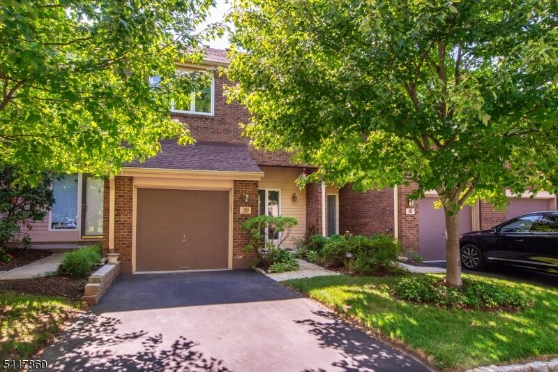 Property Photo: 39 Chelsea Ct NJ 07940