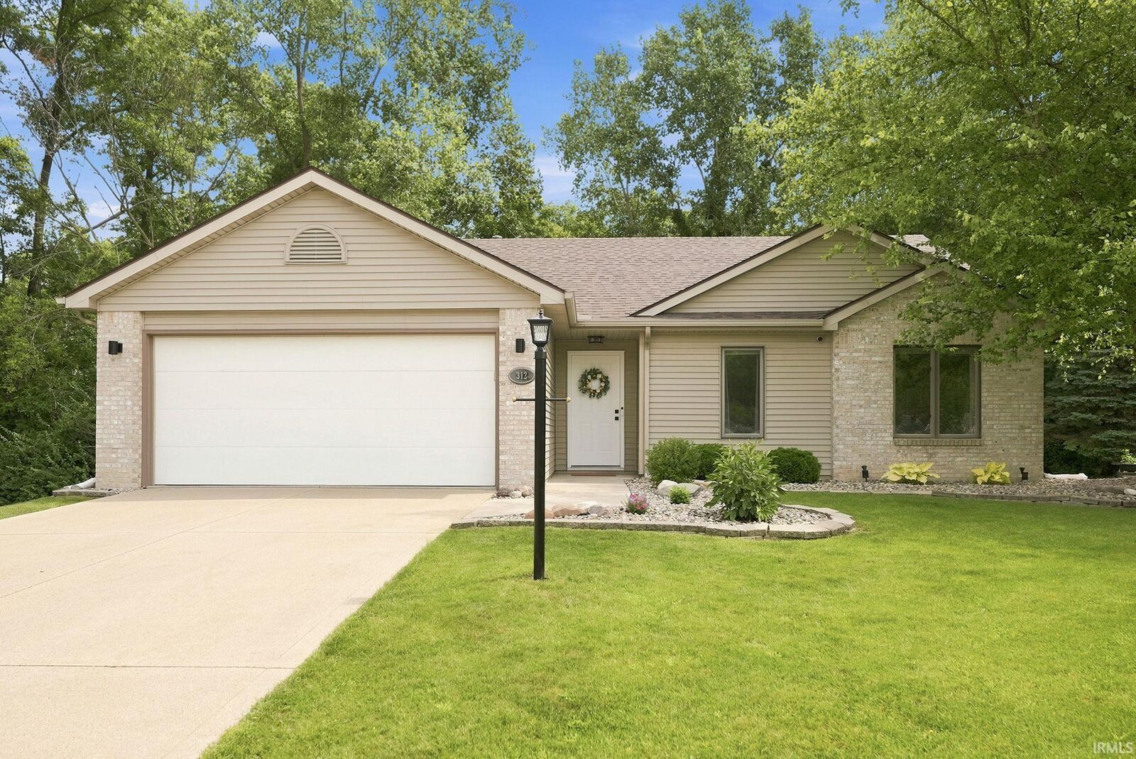 Property Photo:  312 Silver Maple Cove  IN 46804 
