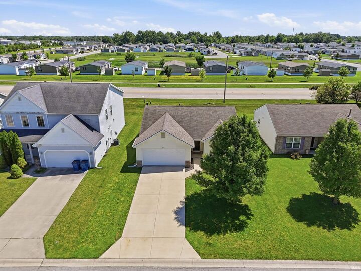 Property Photo:  3915 Wingspread Cove  IN 46818-9193 