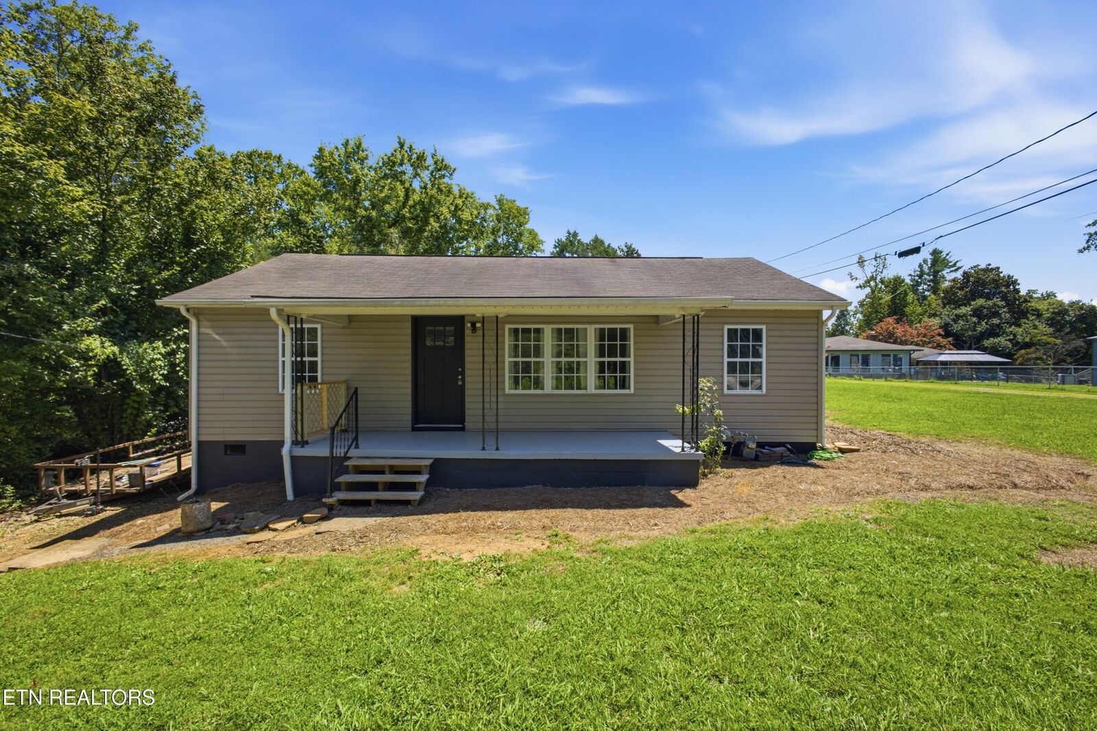 Property Photo:  4737 Roane State Hwy  TN 37854 
