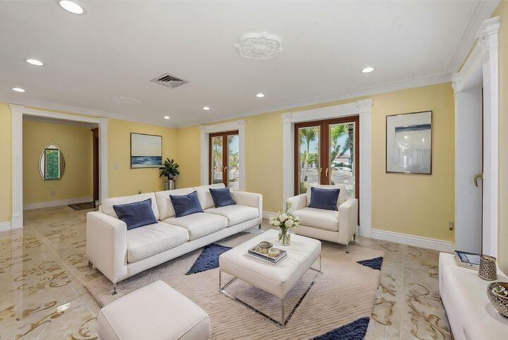 Property Photo: 1287 N Collier Boulevard FL 34145