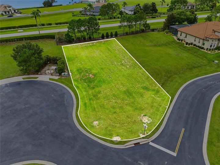 Property Photo: 103 Blazing Star Avenue FL 33850