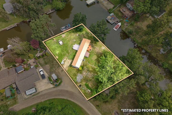 Property Photo: 264 Will James Drive MI 49028