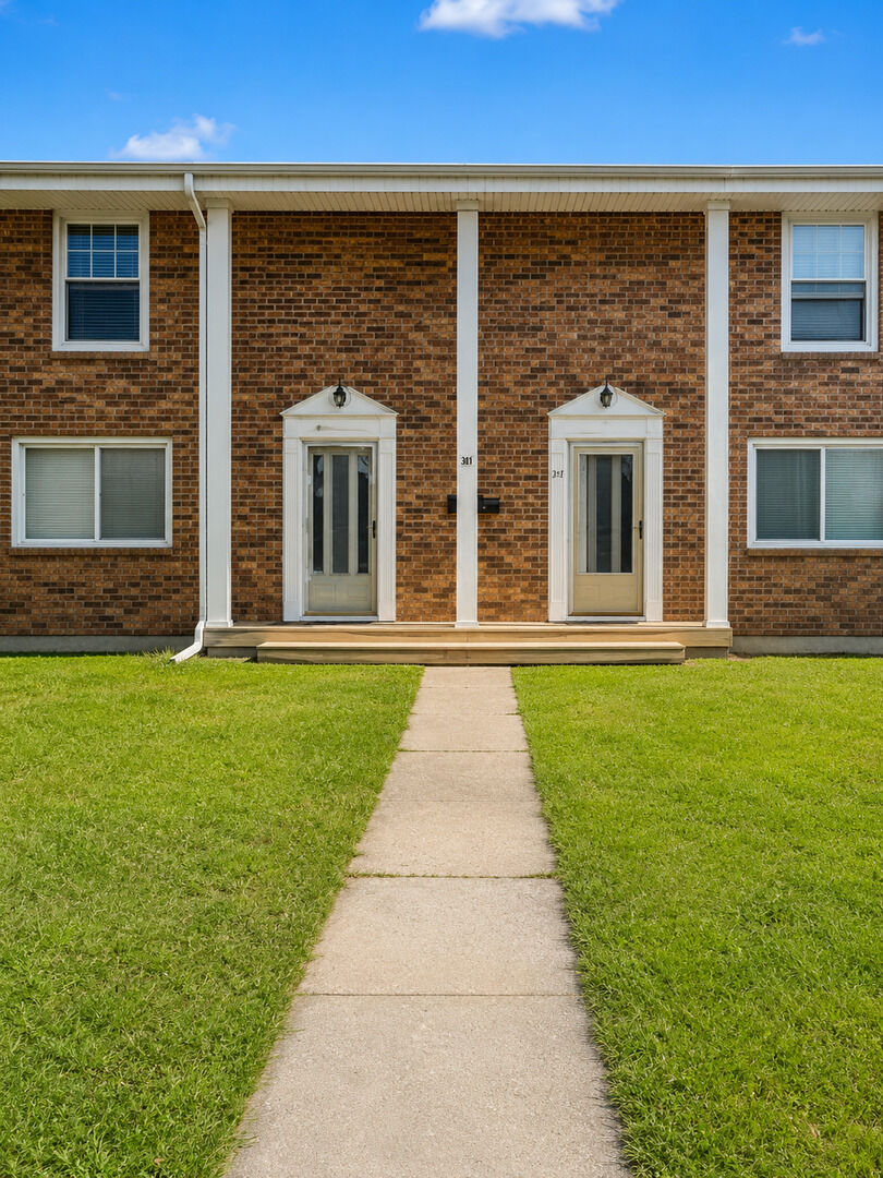 Property Photo: 90 W 30th Street IL 60411