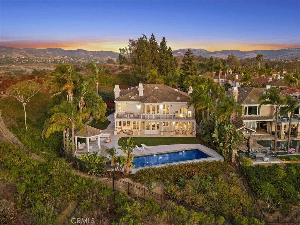Property Photo:  21 Chester  CA 92603 