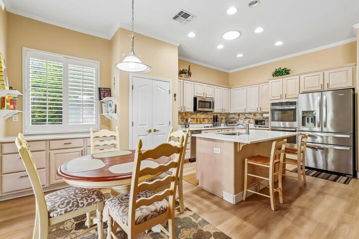 Property Photo:  308 Fleming Court  CA 95747 